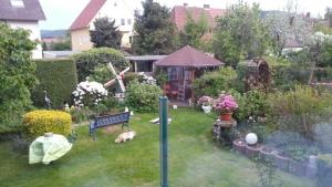 Zahrada ubytování Gemütliche 3 Zimmer-Ferienwohnung
