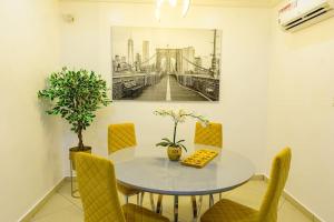 Posezení v ubytování Cc & Cg Homes Luxury 4 Bedrooms Holiday Home