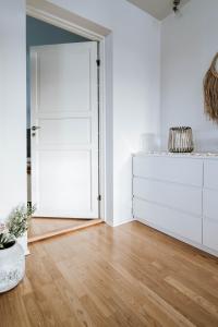 StokkseyriOcean Views and Gorgeous Design in a Light-Filled 3 BDRM/1.5 Bath Village Home的相册照片
