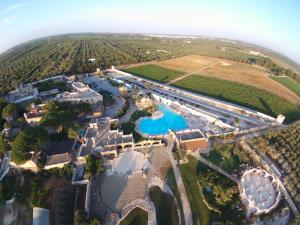 The swimming pool at or close to Tenute Al Bano