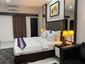 Foto dalla galleria di Ayla City Hotel a Sorong Altre 55 foto