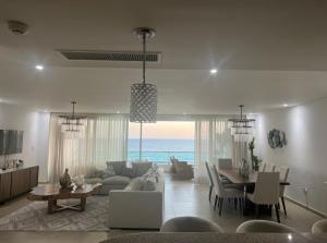 Istumisnurk majutusasutuses Marbella Juan dolio beach front luxury apartment