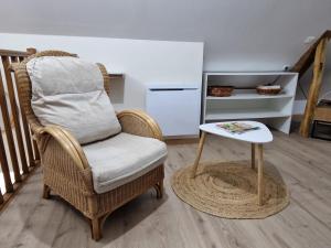 Posezení v ubytování Gîte Au bord du Halage