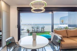 Fotografie z fotogalerie ubytování Sea view stylish apartment v destinaci El Moncayo