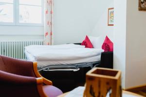 Voodi või voodid majutusasutuse Grüner Baum Naturparkhotel & Schwarzwald-Restaurant toas