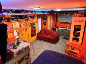 Kuchyňa alebo kuchynka v ubytovaní Casa Vacanza Relax&Barbecue Sondrio