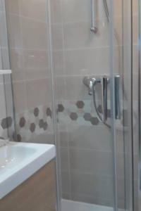 Kúpeľňa v ubytovaní studio entier 2 personnes centre ville
