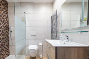 Sunny and Modern Baquis Flat