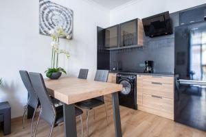 Sunny and Modern Baquis Flat
