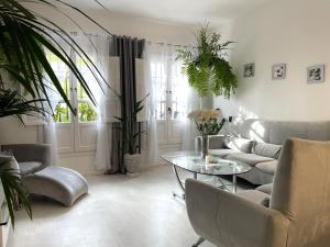 Posezení v ubytování Home Away From Home Marbella