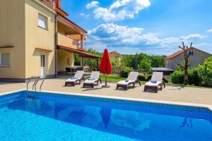 Πισίνα στο ή κοντά στο Villa Wally