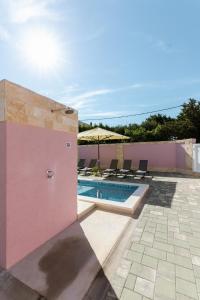 Gallery image of Apartman Laura in Vir +79 photos