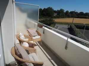 Balkón alebo terasa v ubytovaní Joli appartement avec wifi sur le port de Dahouet