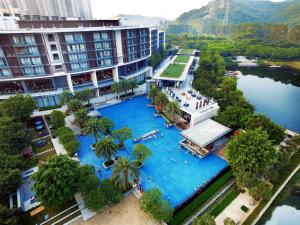 Bazén v ubytování The Yun Resort QingYuan nebo v jeho okolí