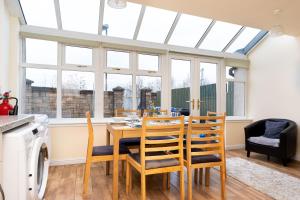 Billede fra billedgalleriet på 4 Bedroom Townhouse in Stirling i Stirling