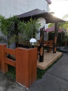 Gallery image of JLF Inn in Daraga +10 photos