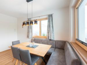 Posedenie v ubytovaní Haus Heimat - Enzian