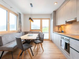 Kuchyň nebo kuchyňský kout v ubytování Haus Heimat - Enzian