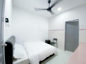 Venice Guest Hostel - Bilik Sahaja客房内的一张或多张床位