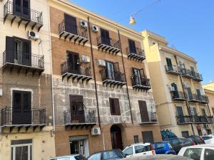 The building in which Az apartmant is located
