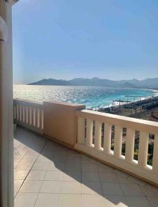 Fotografia z galérie ubytovania Penthouse panoramic and sea front view in Cannes v Cannes