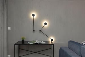 Fotografia z galérie ubytovania Business Apartment Wola with Parking Place by Noclegi Renters vo Varšave