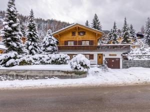 Το Chalet Eloise by Interhome τον χειμώνα