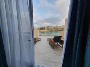 Gæludýr sem dvelur með gesti á Marbella Holiday Apartments - Seafront - Wifi
