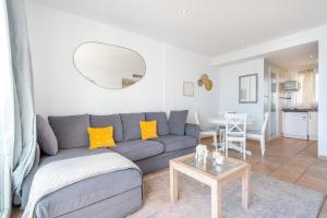 Kuchyň nebo kuchyňský kout v ubytování Vivienda liv El Puerto I 3-11