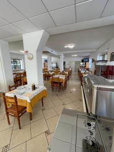 Restaurace v ubytování Albergo Désirée