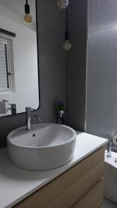 A bathroom at Villa Lilium