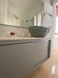 Un baño de [Elegante Appartamento in Centro] 16 fotos más