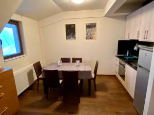 Gallery image of Vidik Resort Kopaonik - apartman 50m2 sa privatnim parkingom in Kopaonik