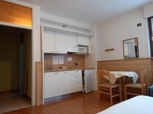 Köök või kööginurk majutusasutuses Residence Biancaneve