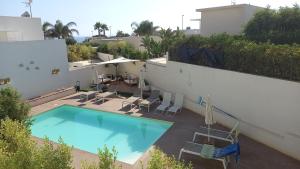 Swimmingpoolen hos eller tæt på VILLA HERAIA