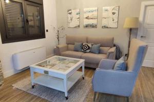 Część wypoczynkowa w obiekcie Precioso Apartamento 2 Hab con Bañera Hidromasaje