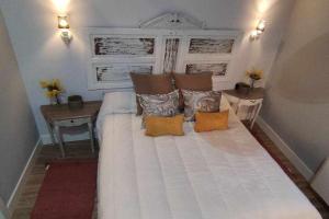 Łóżko lub łóżka w pokoju w obiekcie Precioso Apartamento 2 Hab con Bañera Hidromasaje