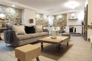 Posedenie v ubytovaní Precioso Apartamento 1 Hab con Bañera Hidromasaj