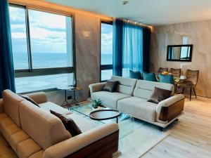 Χώρος καθιστικού στο Carmel Holiday Apartments