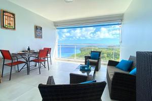 Bild i bildgalleri på Le Marmoris, Anse Mitan, Superbe T2 neuf, sublime vue mer i Les Trois-Îlets