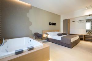 Ένα ή περισσότερα κρεβάτια σε δωμάτιο στο Giada Luxury Terrasini +56 φωτογραφίες