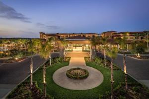 an aerial view of a courtyard with palm trees at Sheraton Carlsbad Resort & Spa in Carlsbad