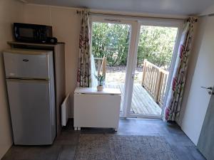 Zdjęcie z galerii obiektu Mobil home confort 6 personnes w mieście Saint-Chéron
