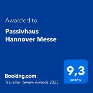 uma caixa de texto azul com as palavras indisponíveis para mensagem passivan hamover em Passivhaus Hannover Messe em Hanôver