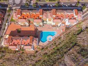 Bazén v ubytování GO2TENERIFE Apart'Babalu Terrace, Pool & Parking nebo v jeho okolí
