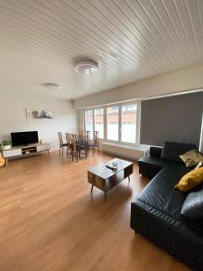 Gallery image of Big Sunset 2 Bedroom House with a Garden in Antwerp