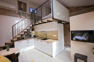 A kitchen or kitchenette at Studio 27