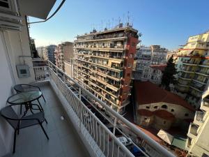 A balcony or terrace at Temple of PPG in Thessaloniki