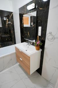 A bathroom at Panoráma házikó