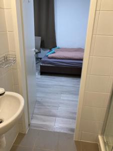 Kúpeľňa v ubytovaní Roland Apartment Downtown - CORVIN